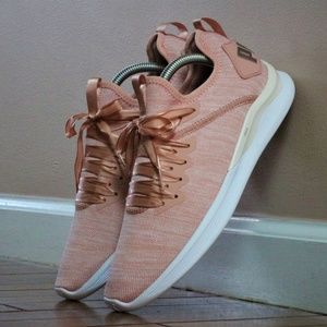 PUMA Women US-10 Training Shoes 190959 02